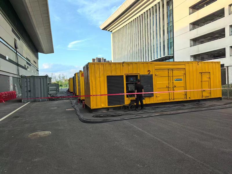 张家界柴油发电机冬季保养注意事项?